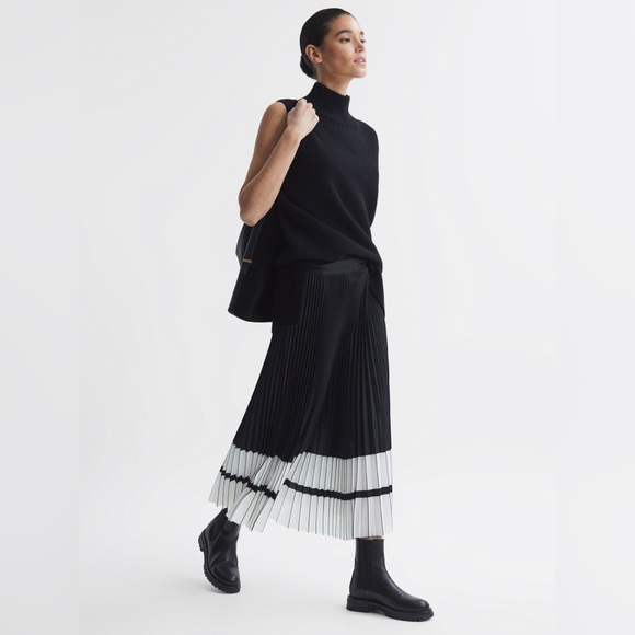 Reiss Dresses & Skirts - Reiss | NWOT Marie High Rise Pleated Midi Skirt in Black & White Size 6